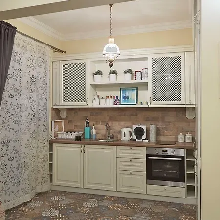 Baratero City Corner Apartment