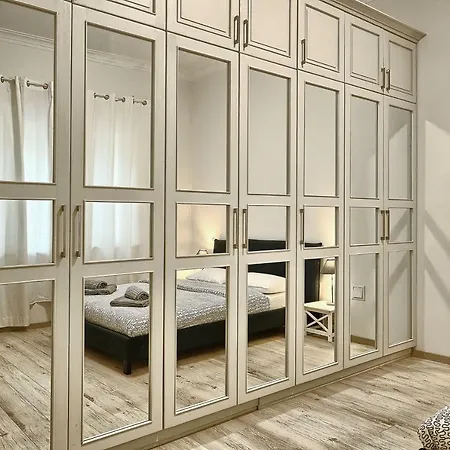 Baratero City Corner Apartment